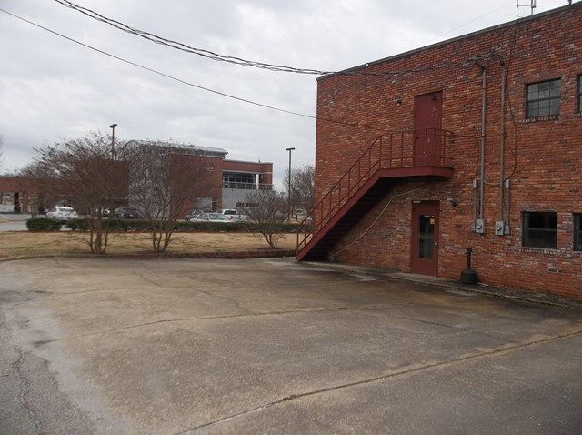 1018 13th St, Phenix City, AL 36867
